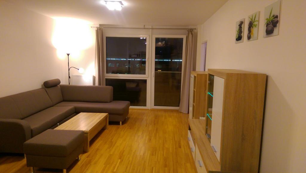 Viennes Comfortable Apartment Esterno foto