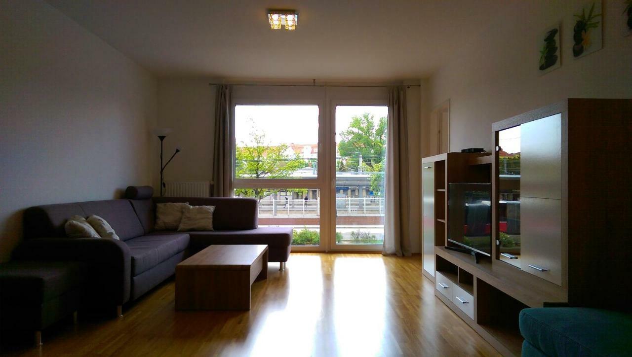 Viennes Comfortable Apartment Esterno foto